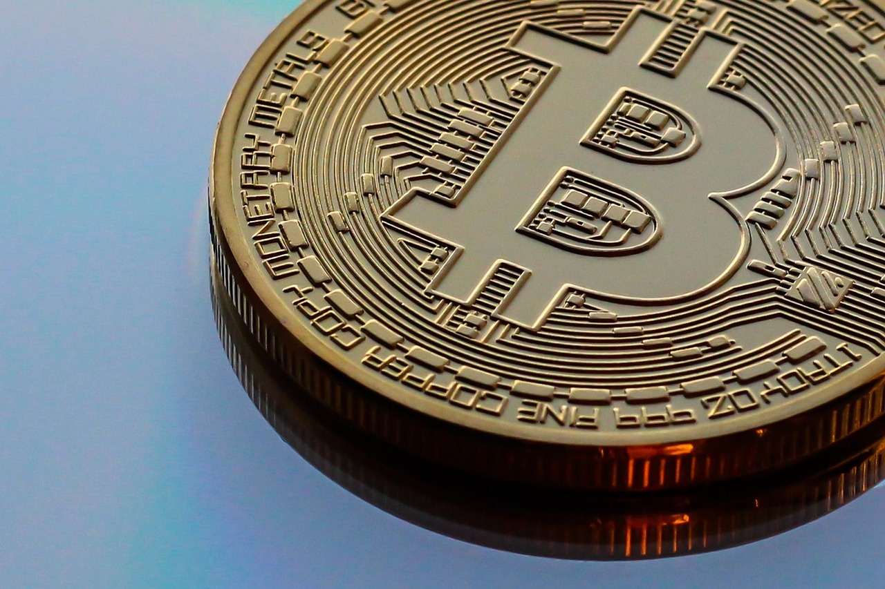 AI概念币ACT、IP 同步暴跌20% 又迅速反弹！诡异的币价走势引热议